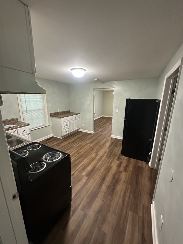 214 Walter St #NA - Photo 4 of 19