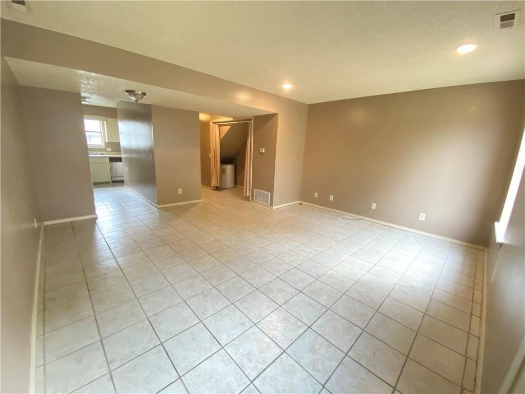 1408 Christy Dr - Photo 2 of 14