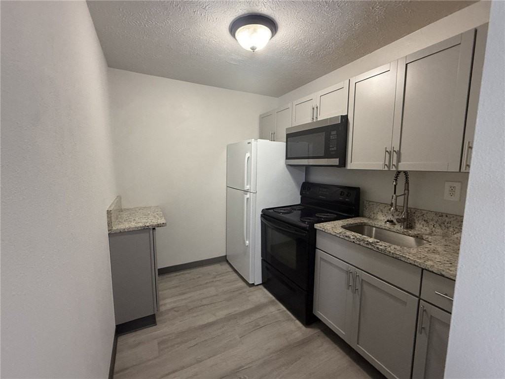 269 E Pickens Rd #4 - Photo 3 of 4