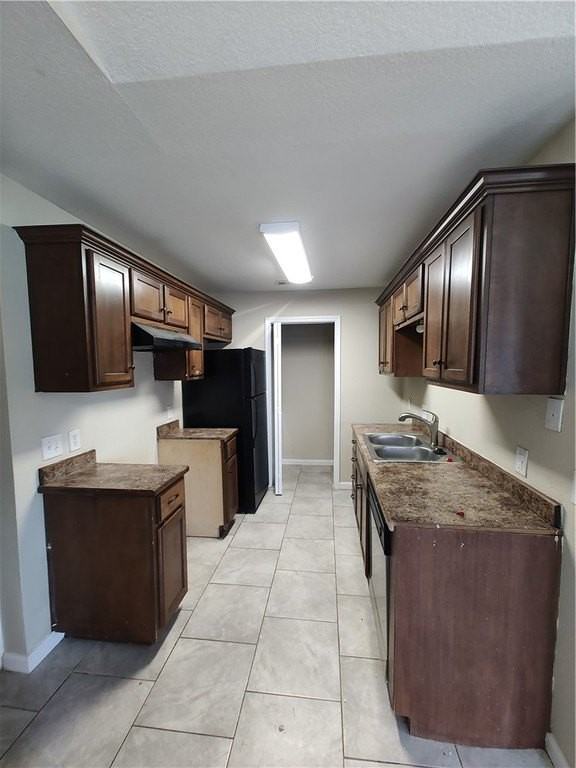 4096 Delmon Ln #B - Photo 4 of 11