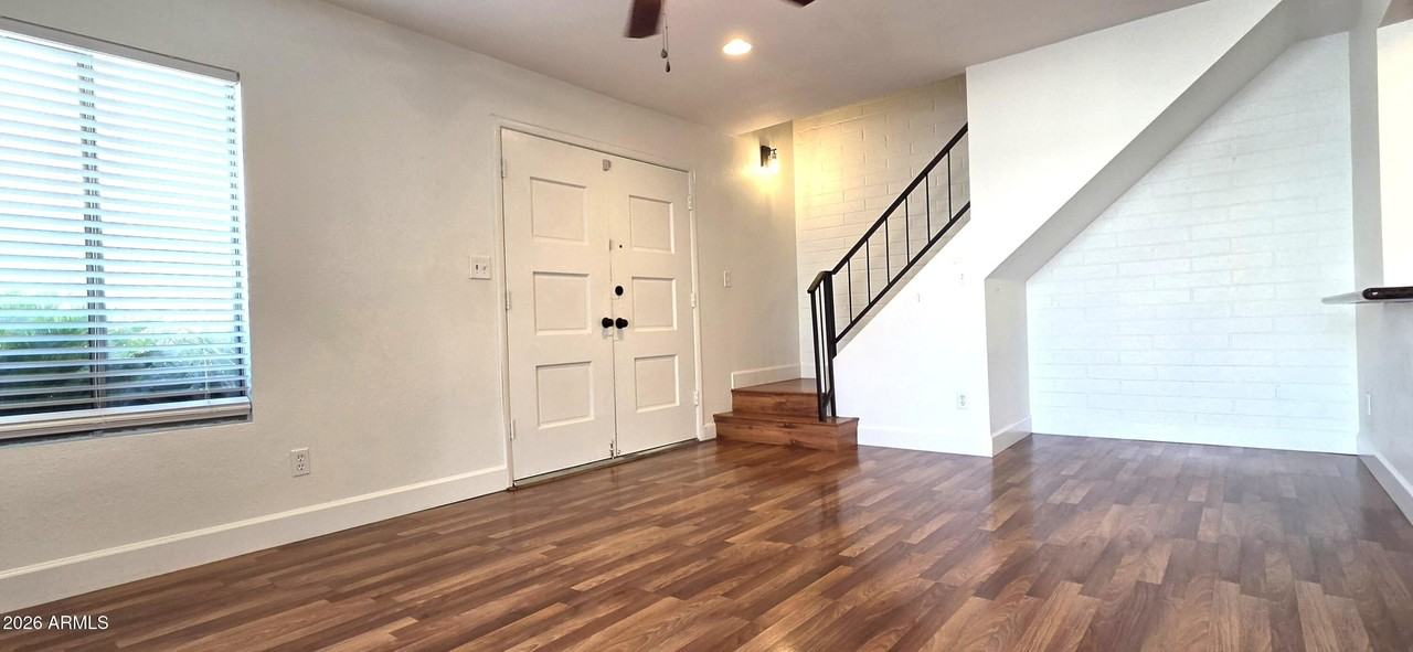 6040 N 79th St - Photo 2 of 33