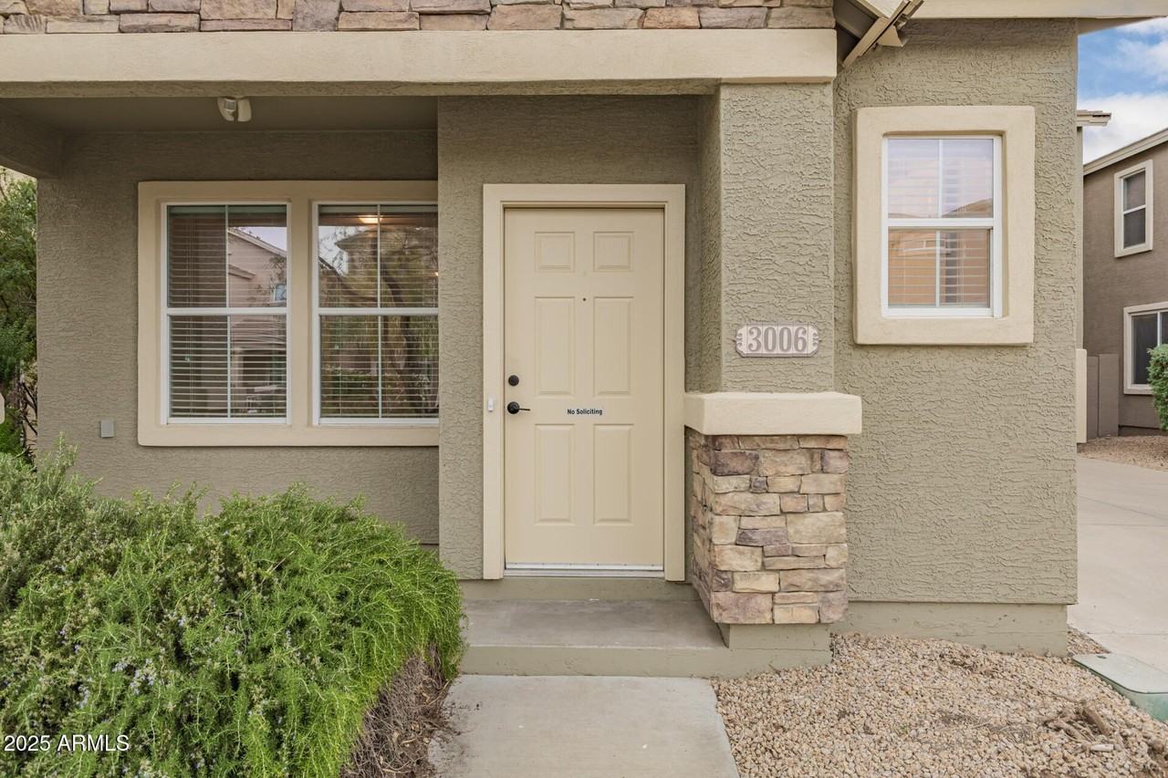 3006 W Ferruccio Pl - Photo 3 of 30