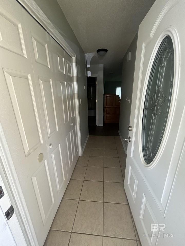 9474 Villas Dr - Photo 2 of 15