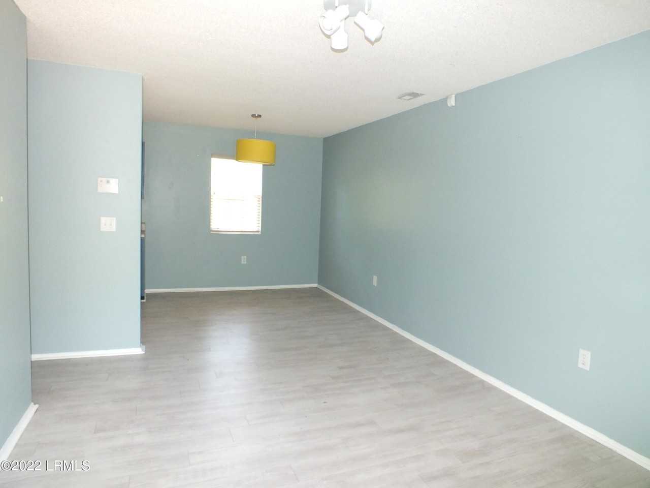 39 Dulamo Rd - Photo 4 of 28