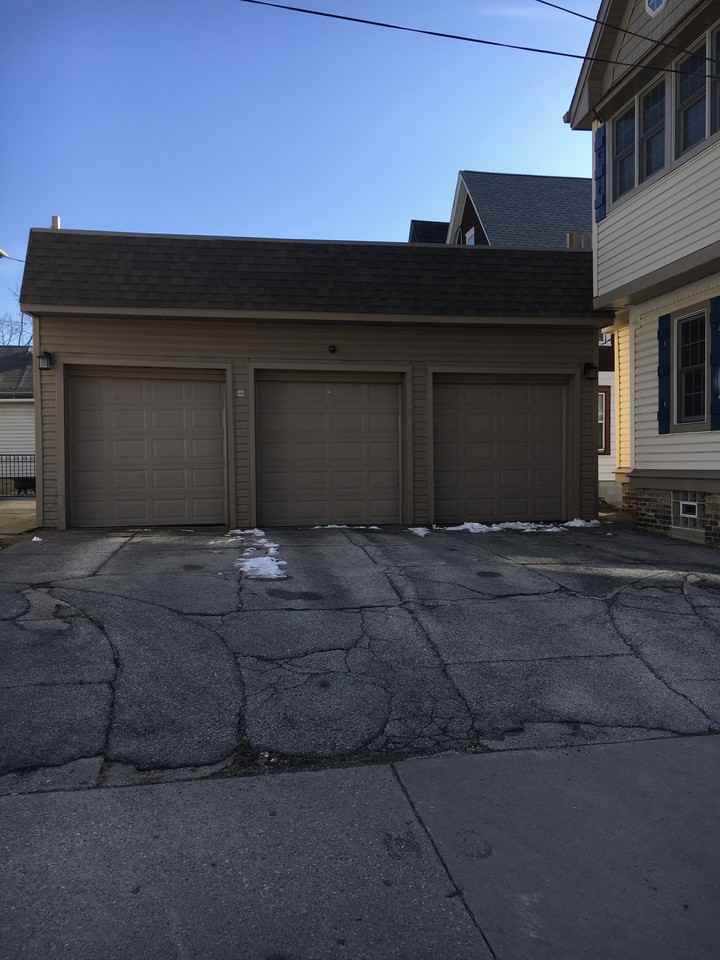 2446 N Cramer St #A - Photo 3 of 12