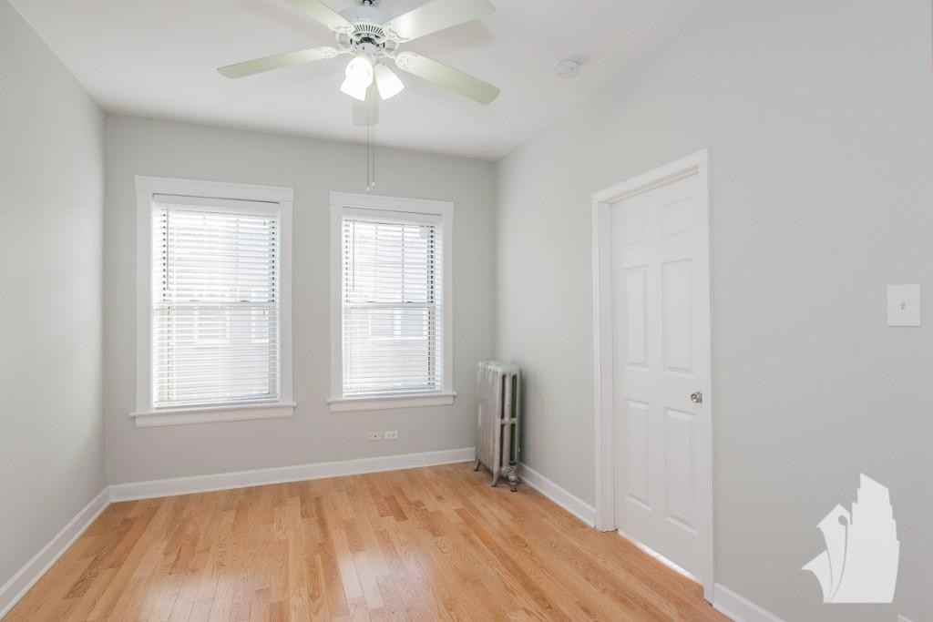 1916 W Winona St #1920-1 - Photo 6 of 11