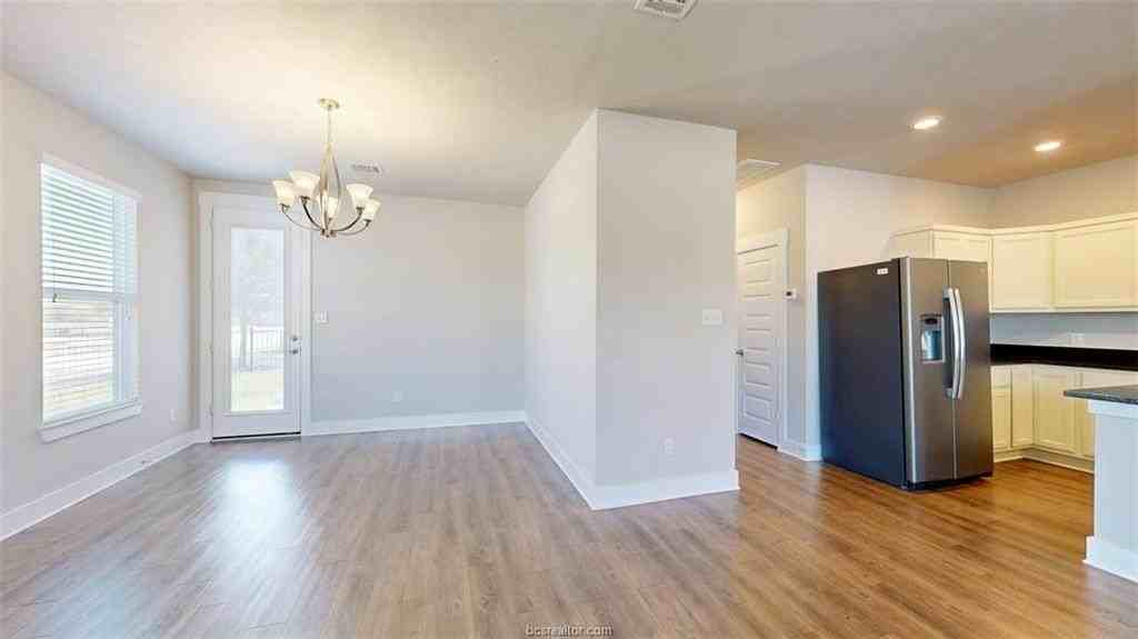 3901 W.S. Phillips Pkwy - Photo 7 of 40