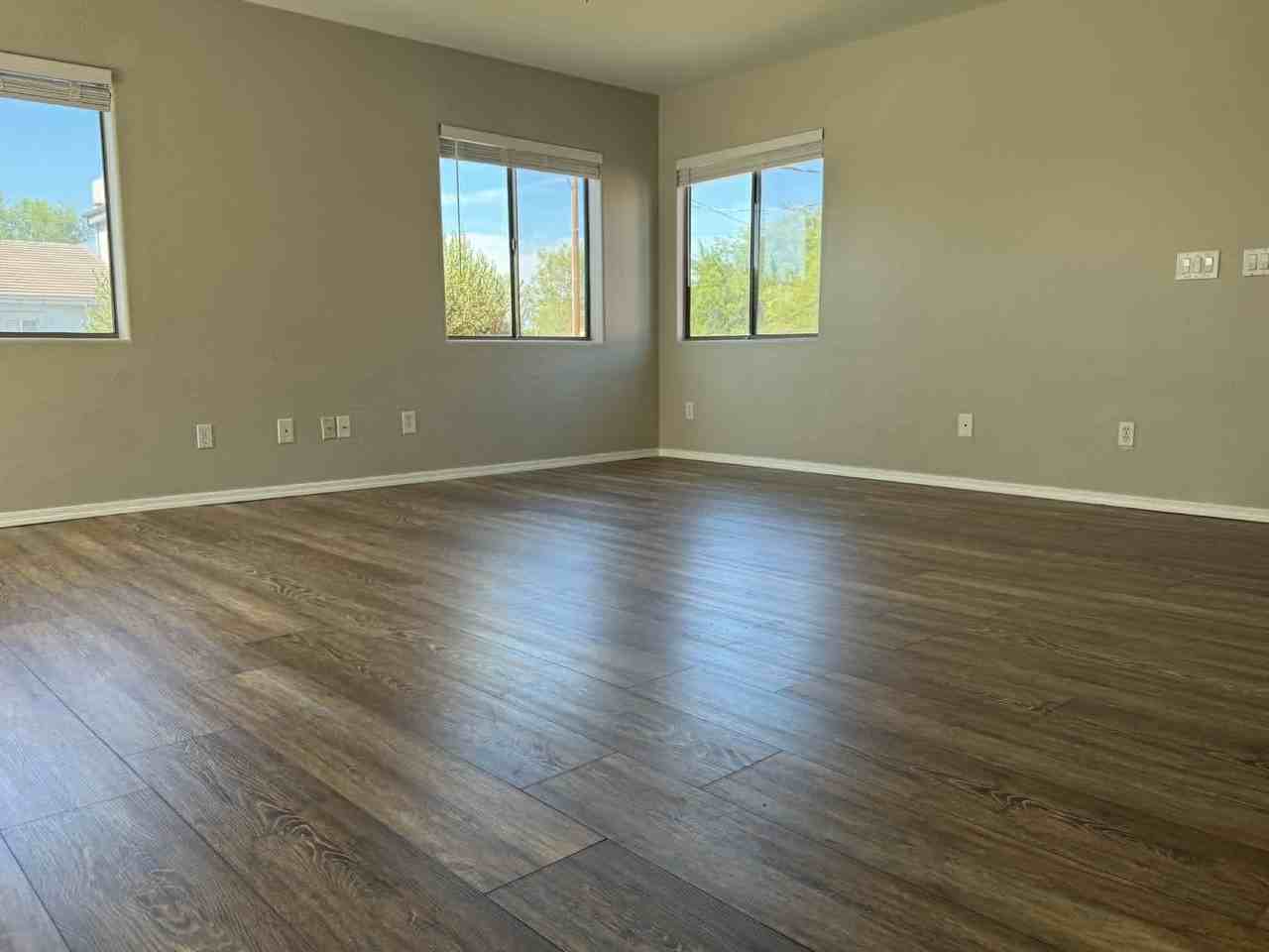 506 E Townley Ave #1 - Photo 6 of 24