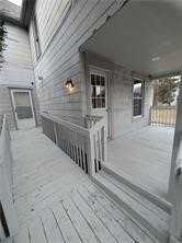 315 Sullivan St - Photo 3 of 12