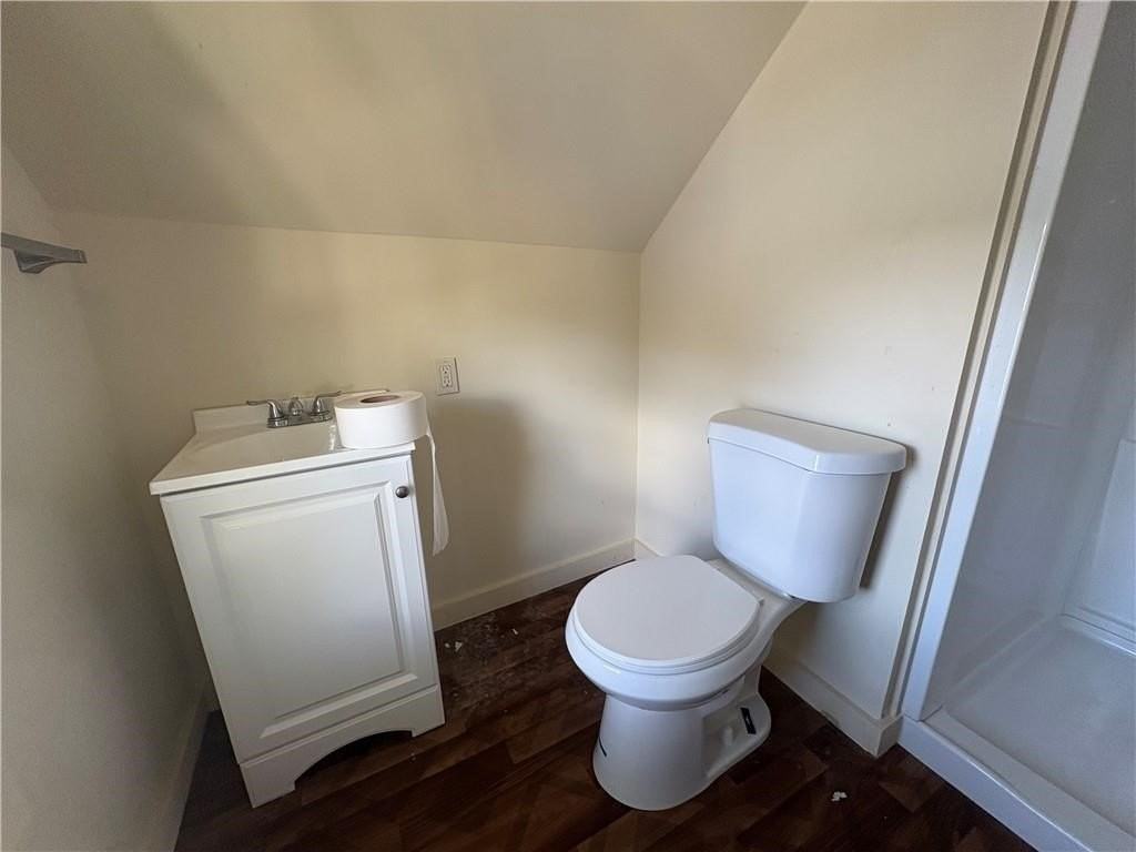 43 Spruce St - Photo 4 of 8