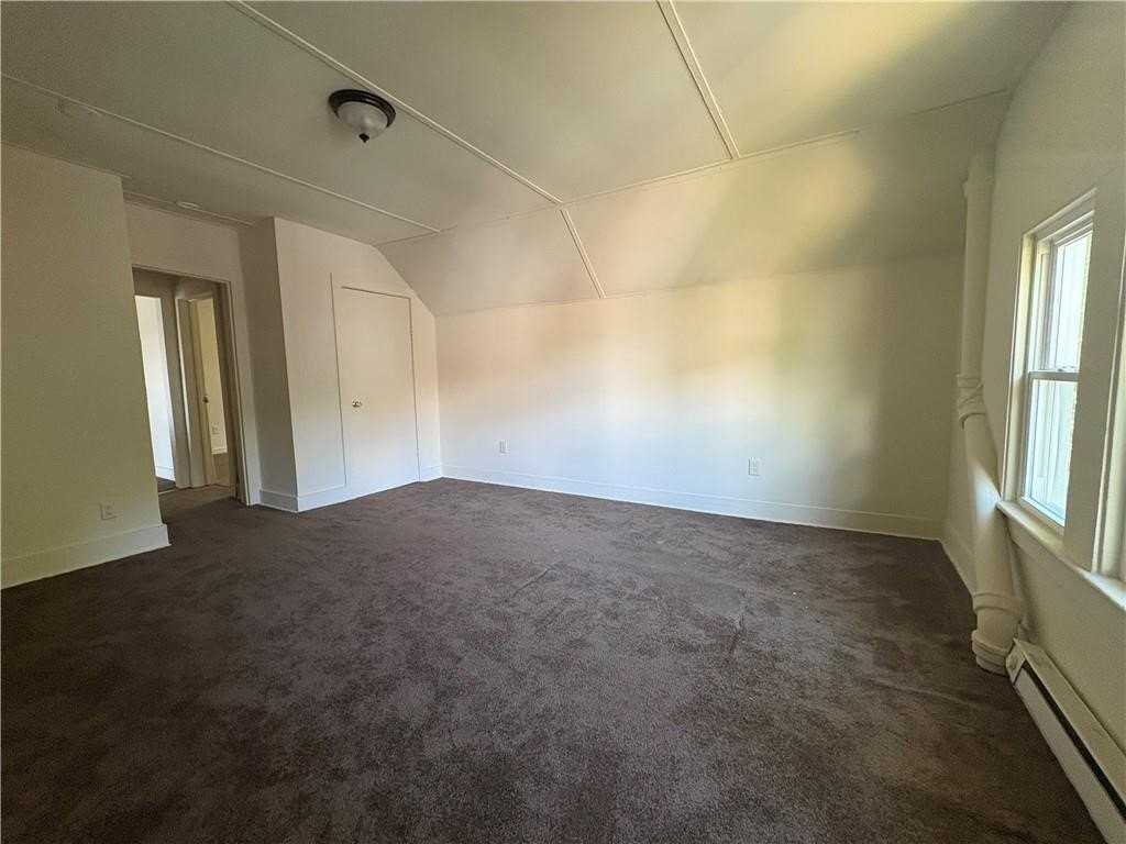 43 Spruce St - Photo 5 of 8