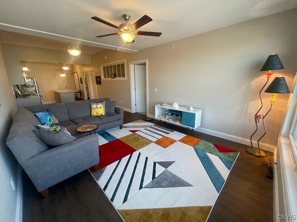 83 Main St #302 - Photo 5 of 10