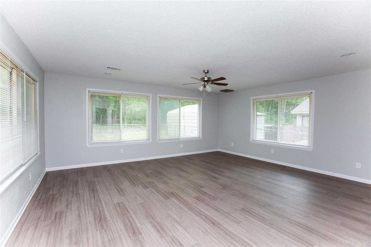 6724 Carolina Dr - Photo 6 of 11