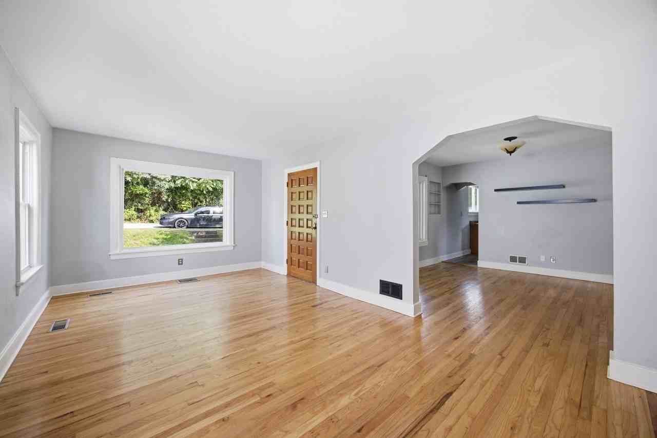 2633 14th Ave - Photo 5 of 27