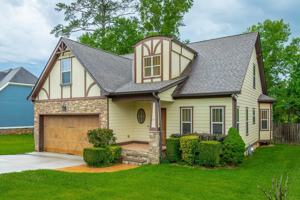 featured image of 1857 Holly Oak Ln