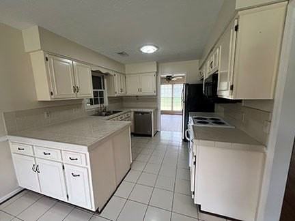 4501 Conisburgh Way - Photo 3 of 19