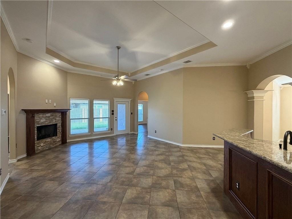 8317 Pocono Cir - Photo 7 of 33