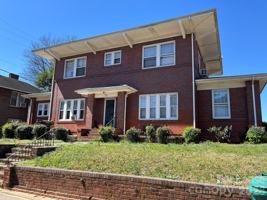 featured image of 215 N 3rd St #A