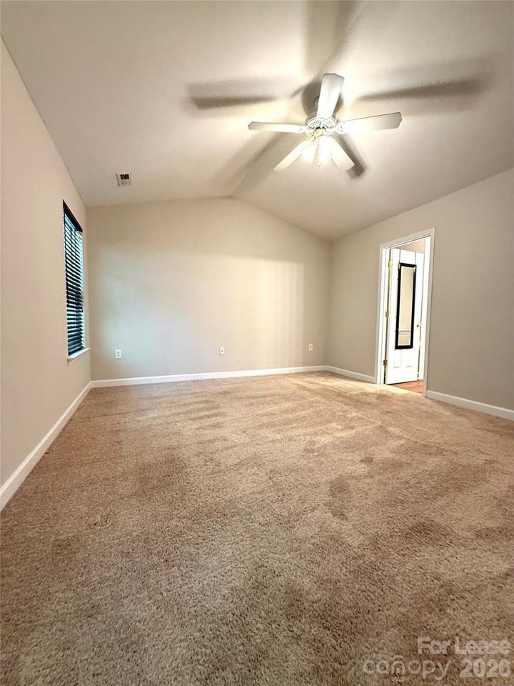 5915 Pisgah Way - Photo 3 of 12