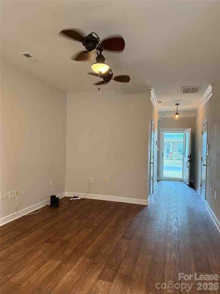 5915 Pisgah Way - Photo 6 of 12