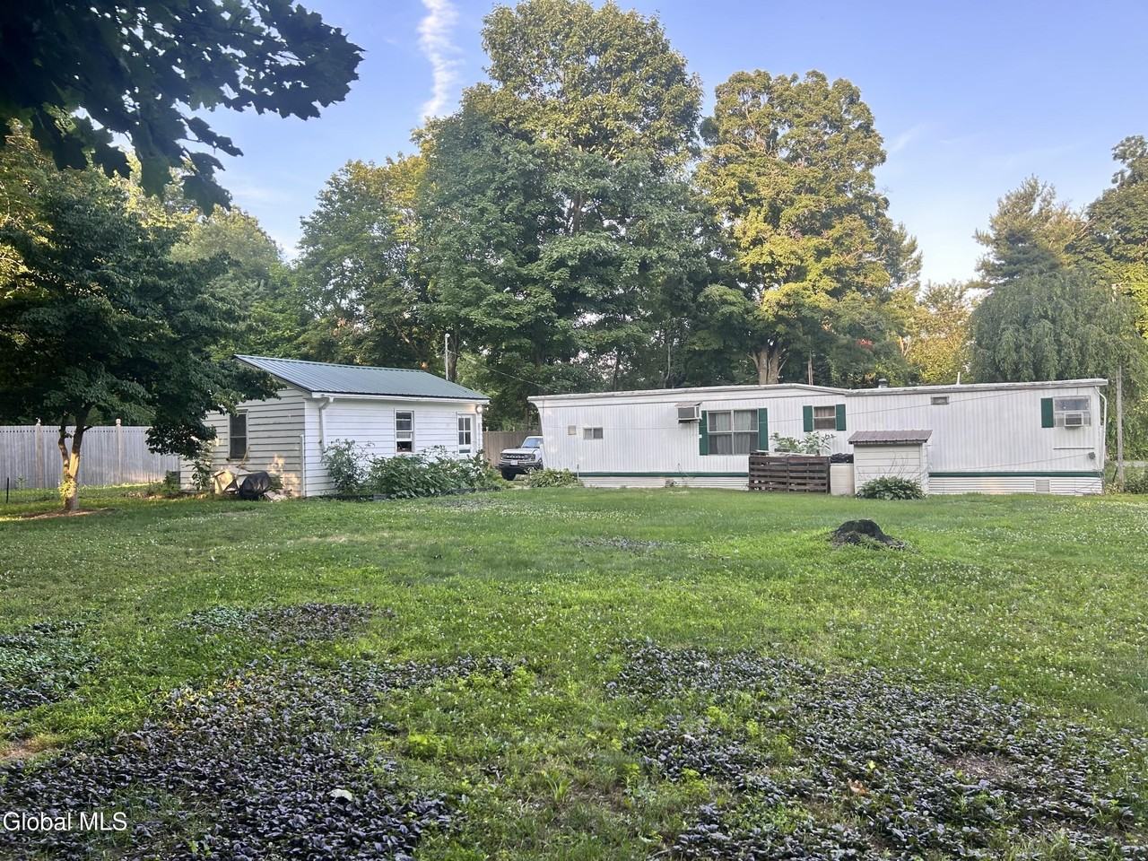 161 Sunnyside Rd - Photo 4 of 16