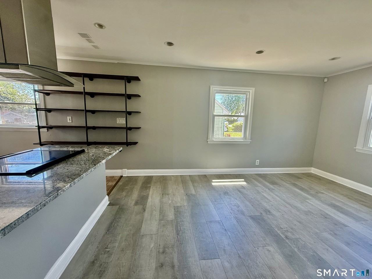 41 Albin Rd - Photo 6 of 22