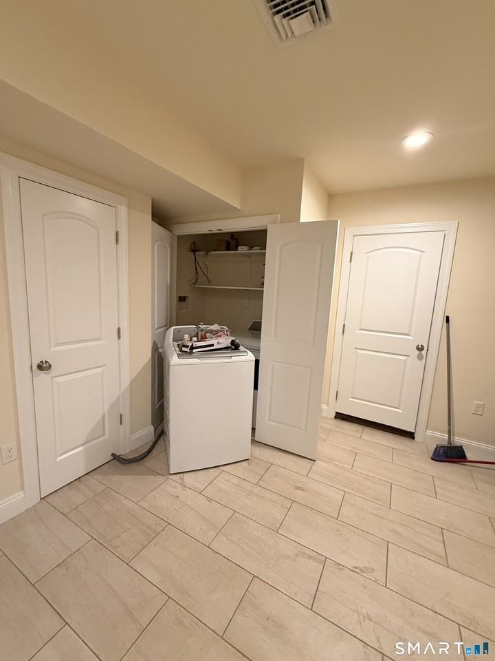 90 Ludlow St #2 - Photo 5 of 37