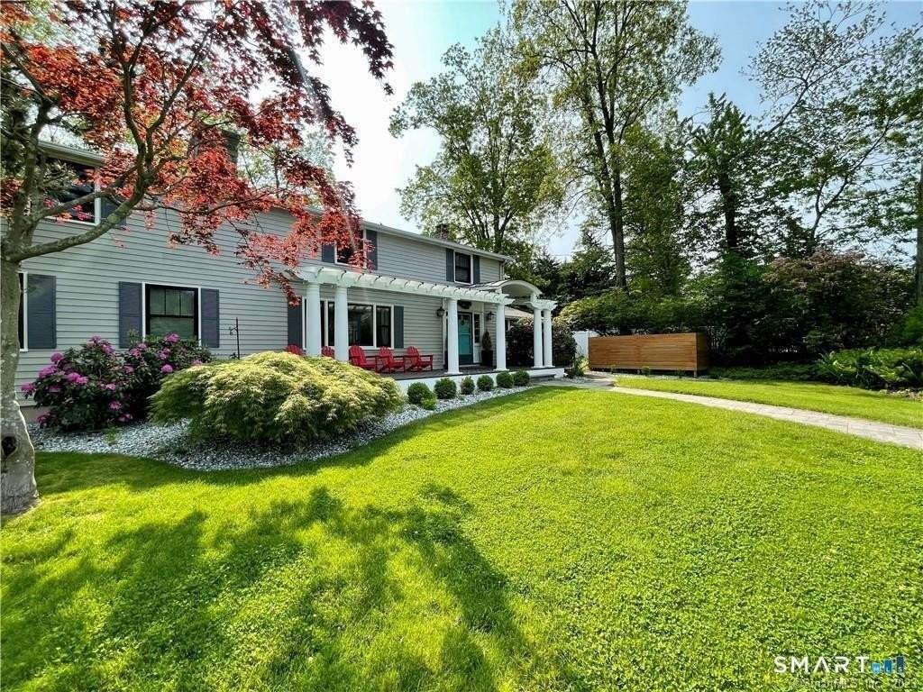 32 Tuxis Rd - Photo 4 of 38