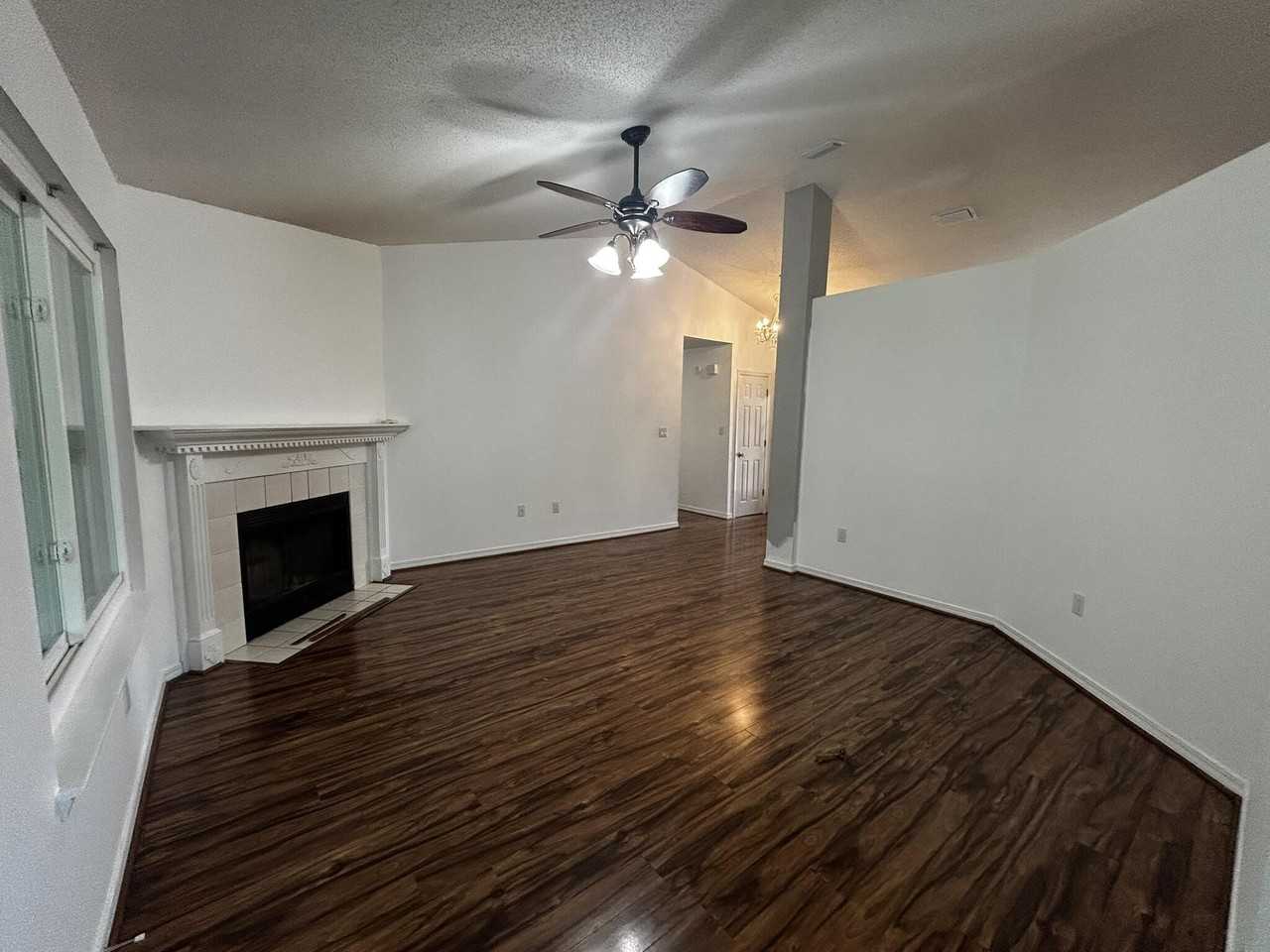 4769 Coronado Cir - Photo 4 of 16