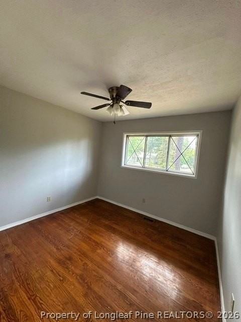 1810 Wendover Dr - Photo 5 of 13