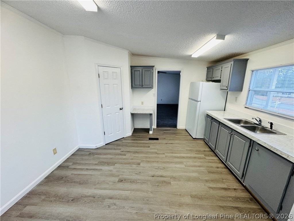 61 Lexington Ln - Photo 6 of 17