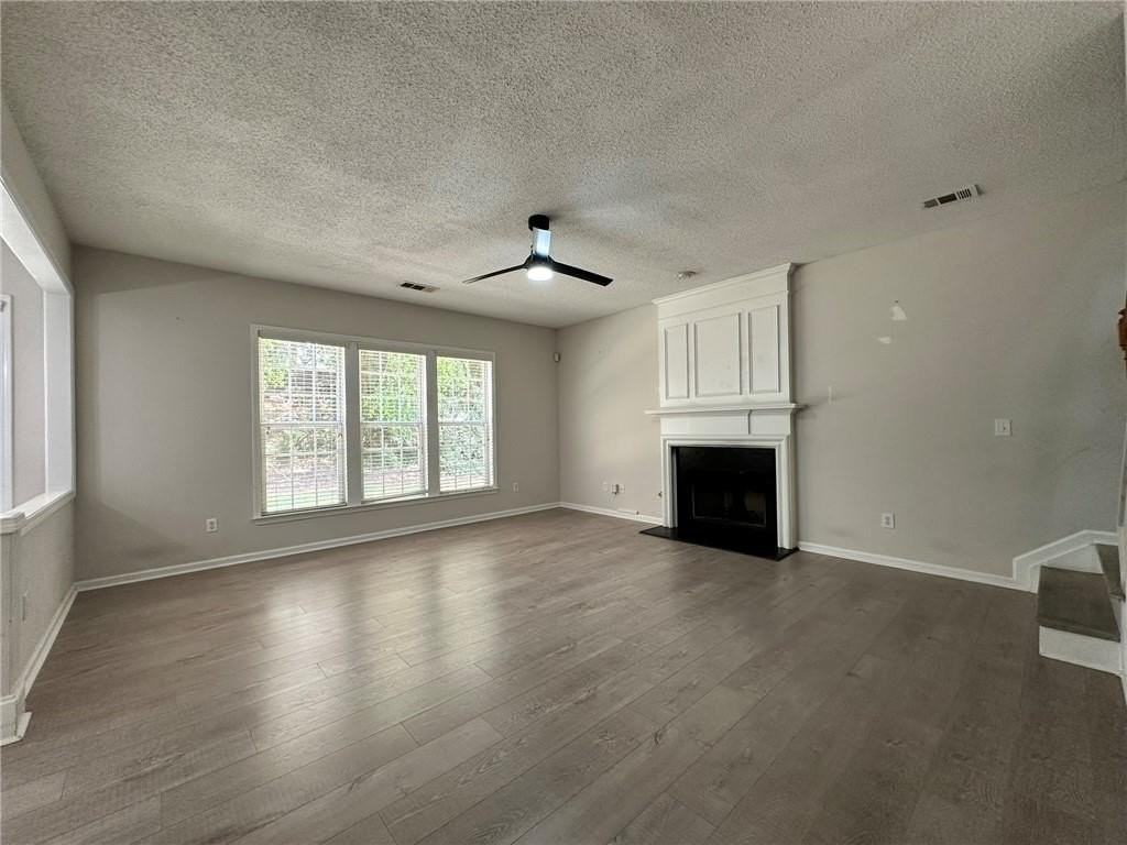 3535 Ridgefair Dr - Photo 7 of 19