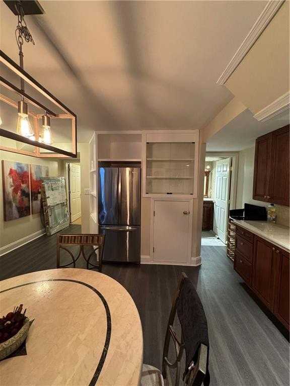 2625 Indian Lake Dr - Photo 6 of 32