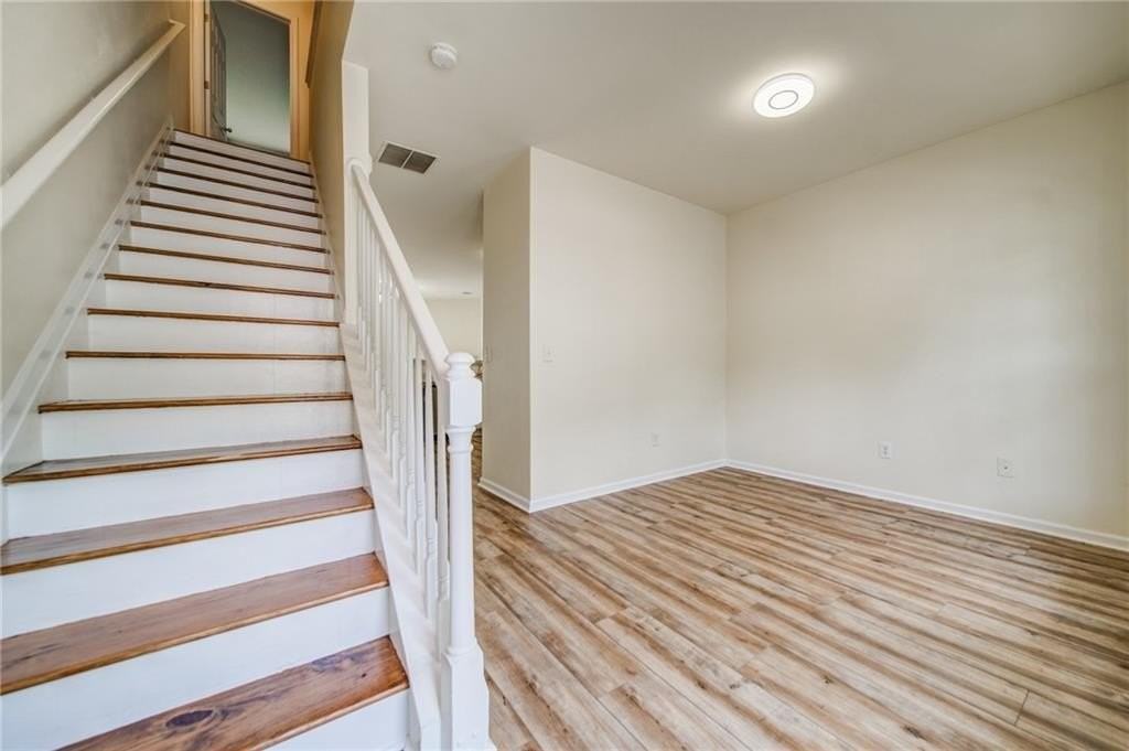 3285 Hidden Cove Cir - Photo 3 of 45