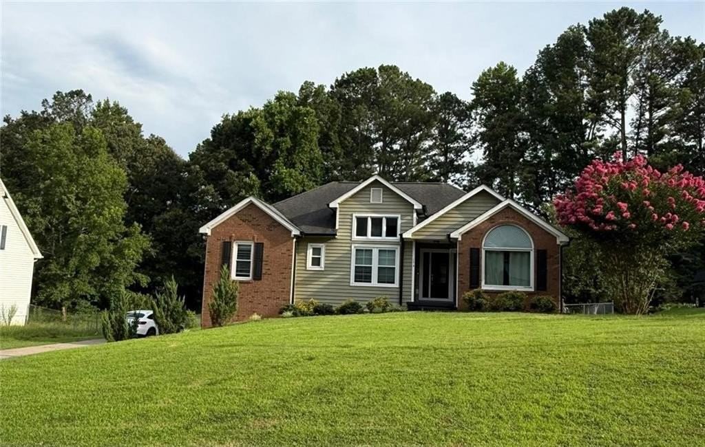 154 Camden Woods Dr - Photo 4 of 50