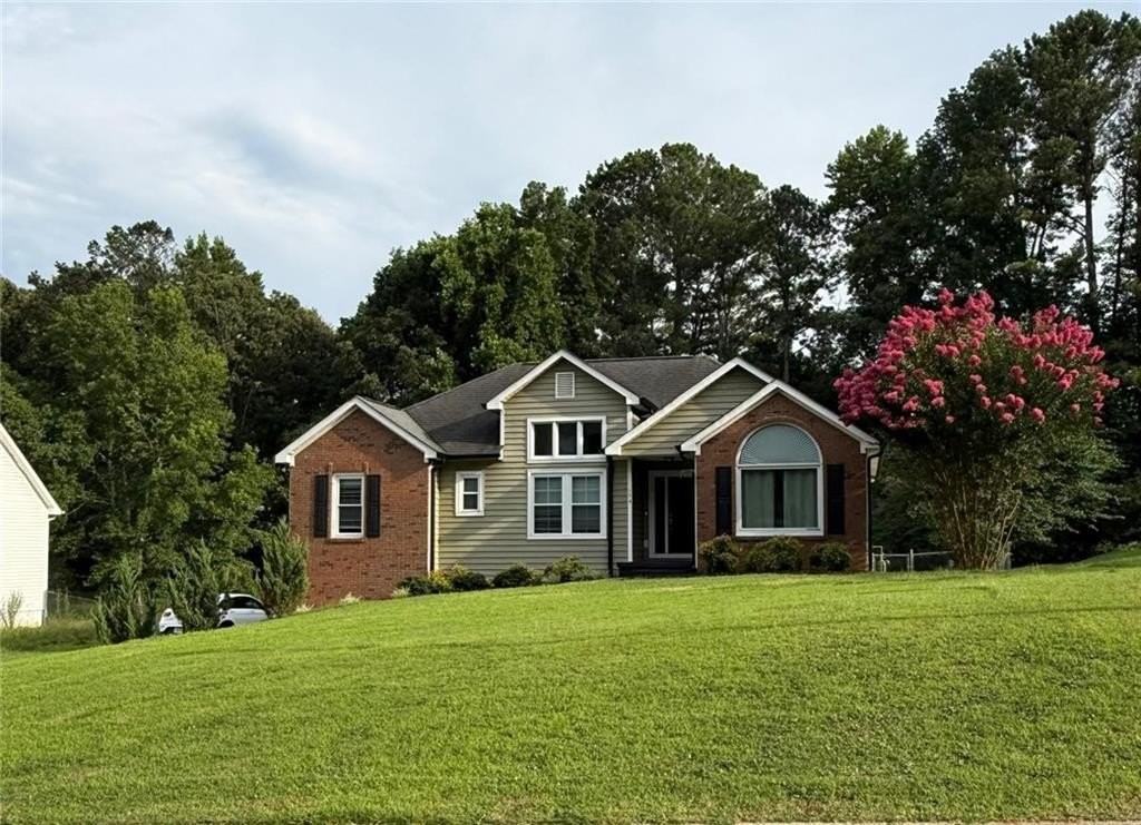 154 Camden Woods Dr - Photo 6 of 50