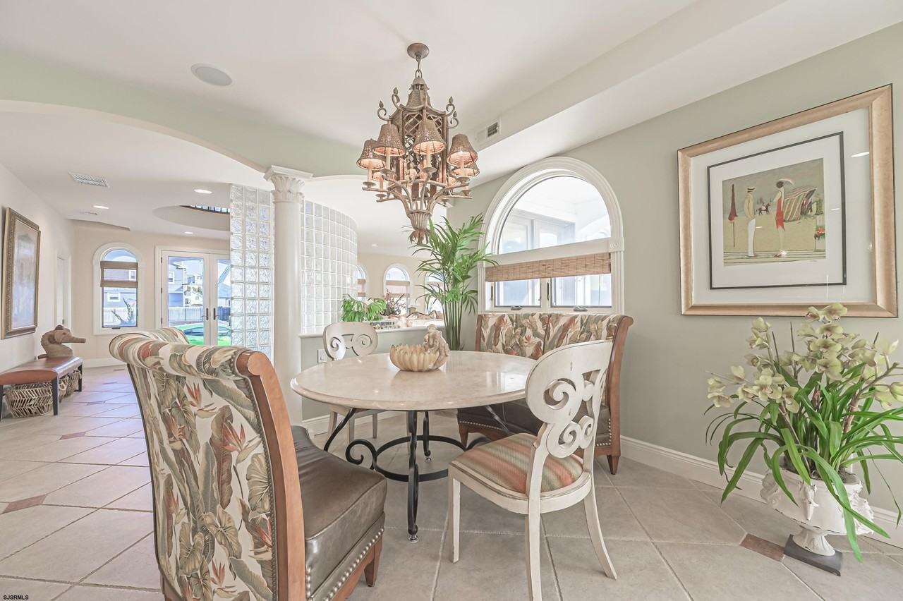 112 S Rumson Ave - Photo 7 of 42