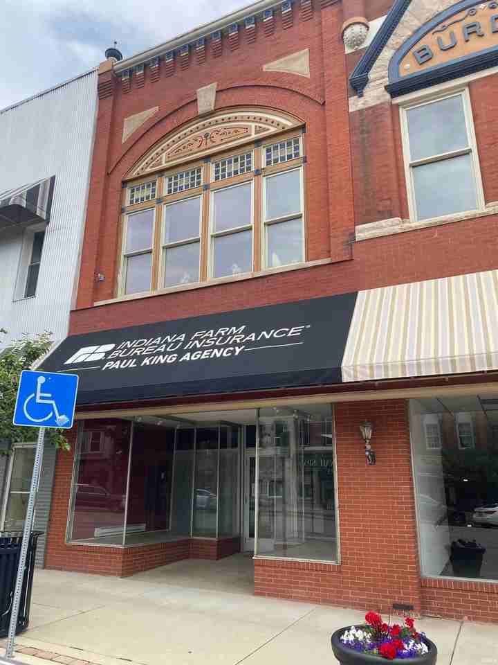 130 E Main St