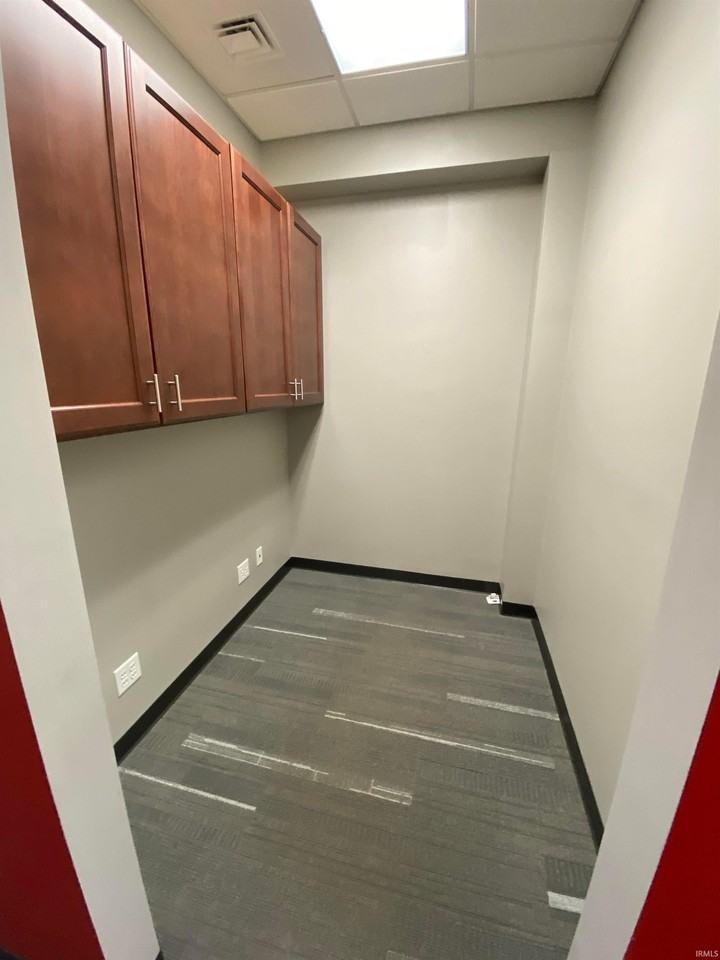 130 E Main St - Photo 7 of 12