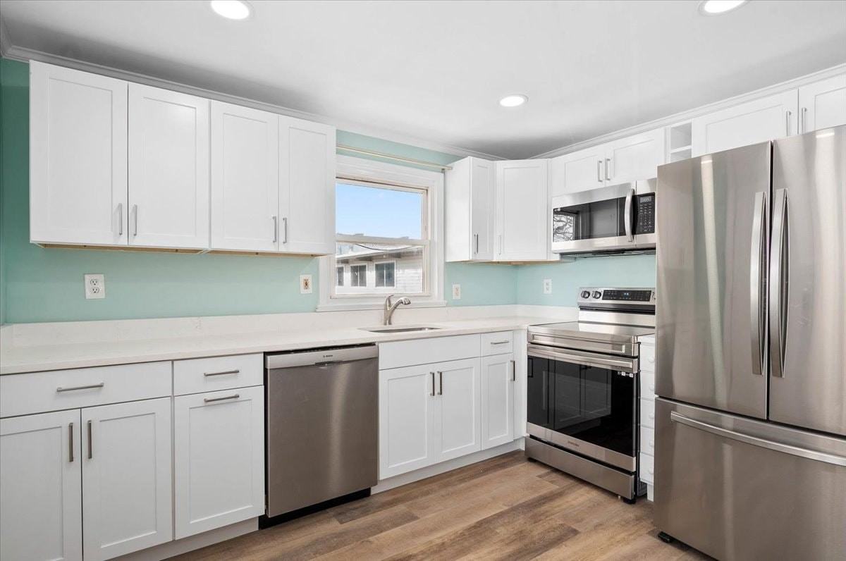 322 Bayshore Drive, Unit 2W - Photo 6 of 35