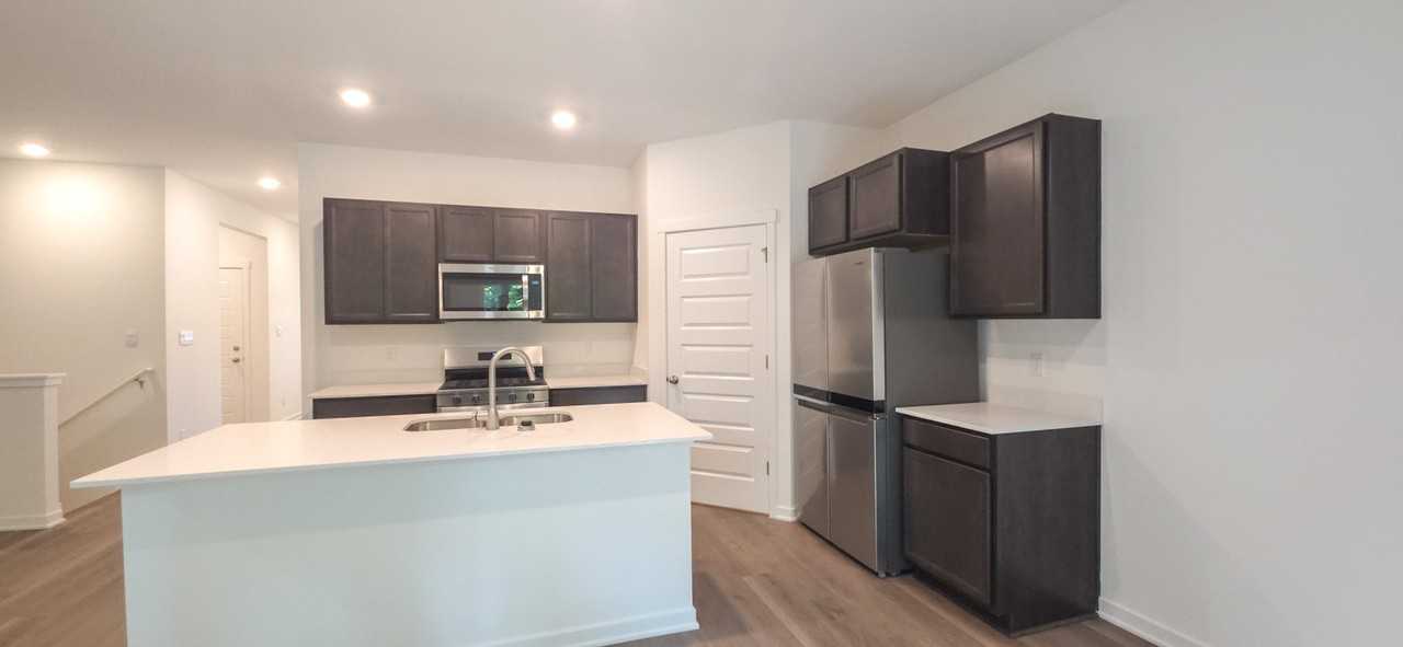 4203 Viceroy Street - Photo 7 of 17
