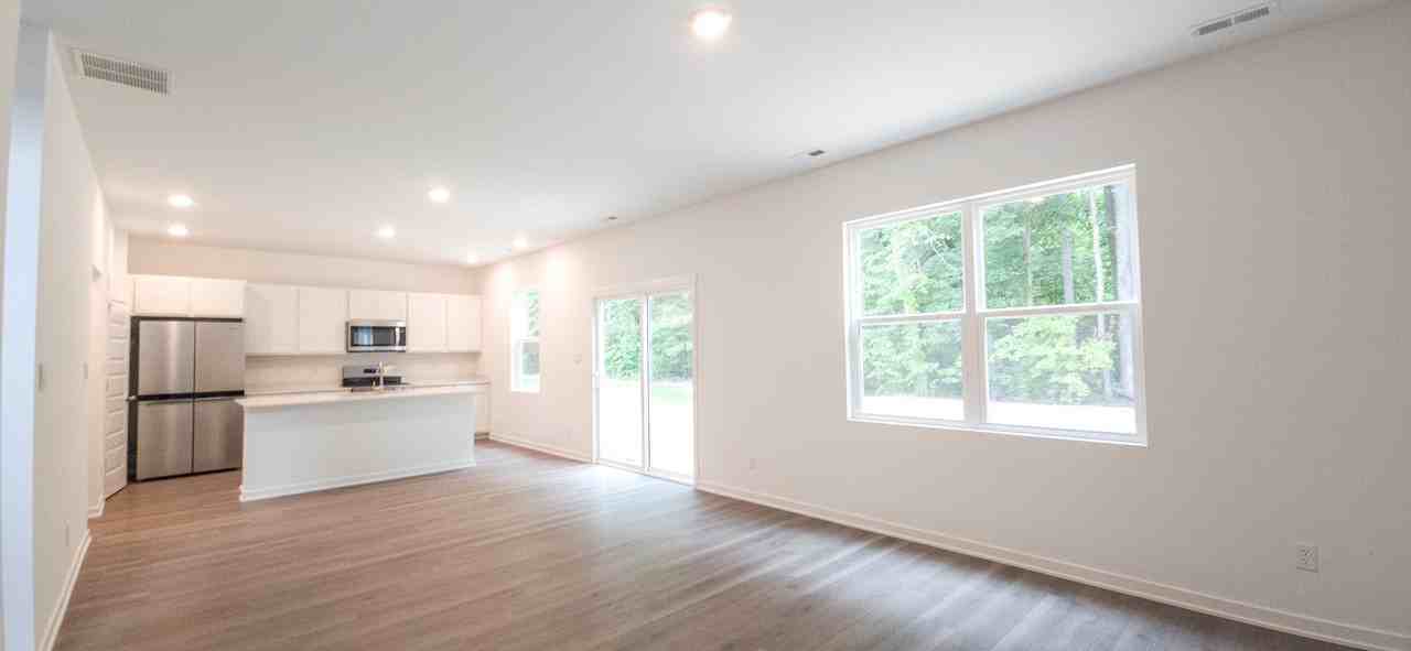 4215 Viceroy Street - Photo 5 of 17