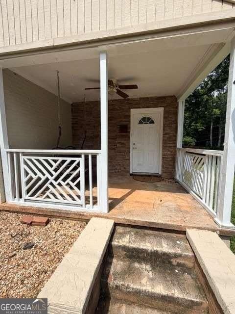 2811 Glenwood Ave Se - Photo 4 of 17