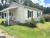 6878 Newnan Rd - Photo 1 of 1