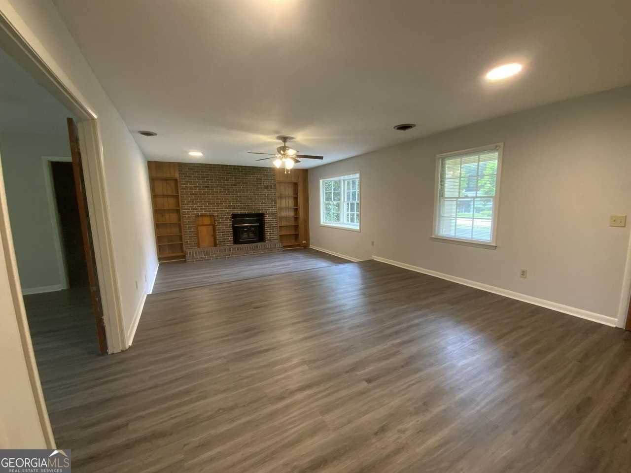 404 Marvin Ave - Photo 3 of 13