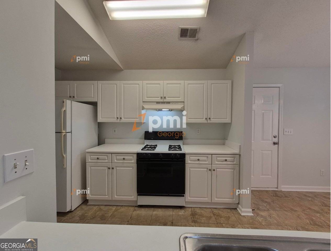 3705 Wavetree Overlook Nw - Photo 2 of 17