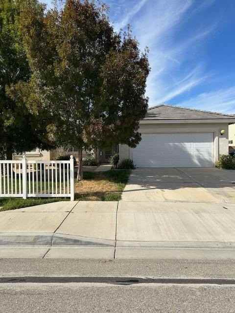 42909 Edson Ave - Photo 2 of 17