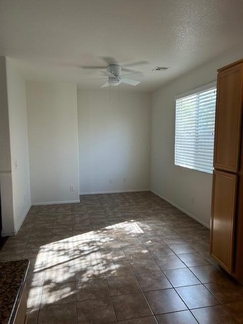 42909 Edson Ave - Photo 6 of 17
