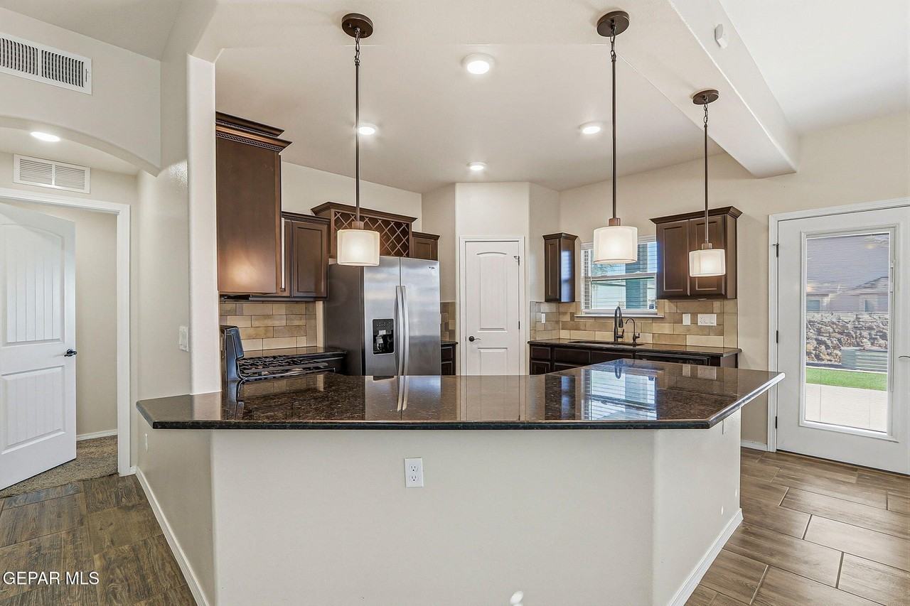 14920 Willie Worsley Ave - Photo 7 of 28