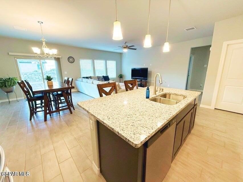 2245 Small Mountain Pl - Photo 4 of 29
